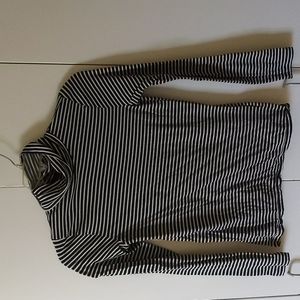 Tee turtleneck